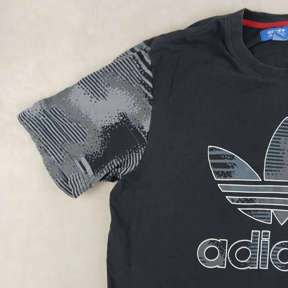 VTG Adidas Medium Mens T Shirt Trefoil Logo 22x29‎ FLAWS Lightweight